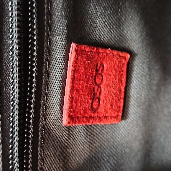 ASOS DESIGN SUEDE RING BALL CROSSBODY BAG IN RED - Picture 8 of 8